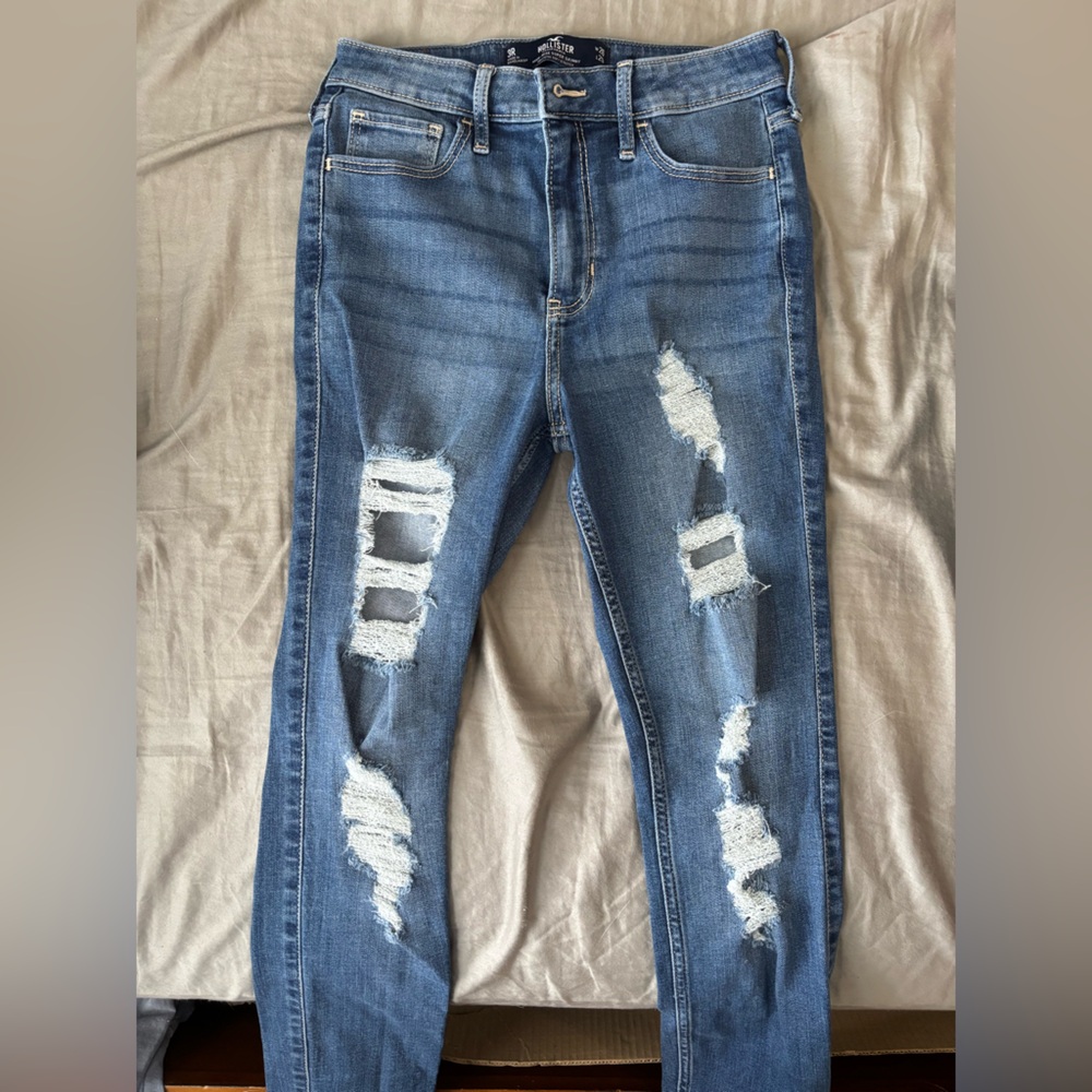 Hollister High Rise Super Skinny W25 L29